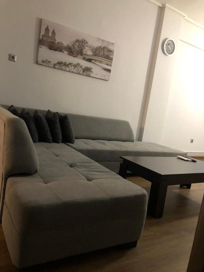 Egnatias 96 Open Appartement Thessaloniki Buitenkant foto