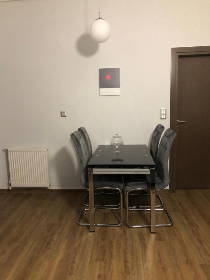Egnatias 96 Open Appartement Thessaloniki Buitenkant foto