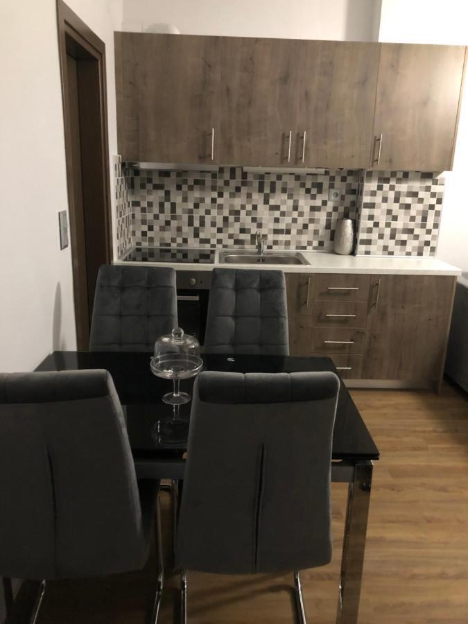 Egnatias 96 Open Appartement Thessaloniki Buitenkant foto