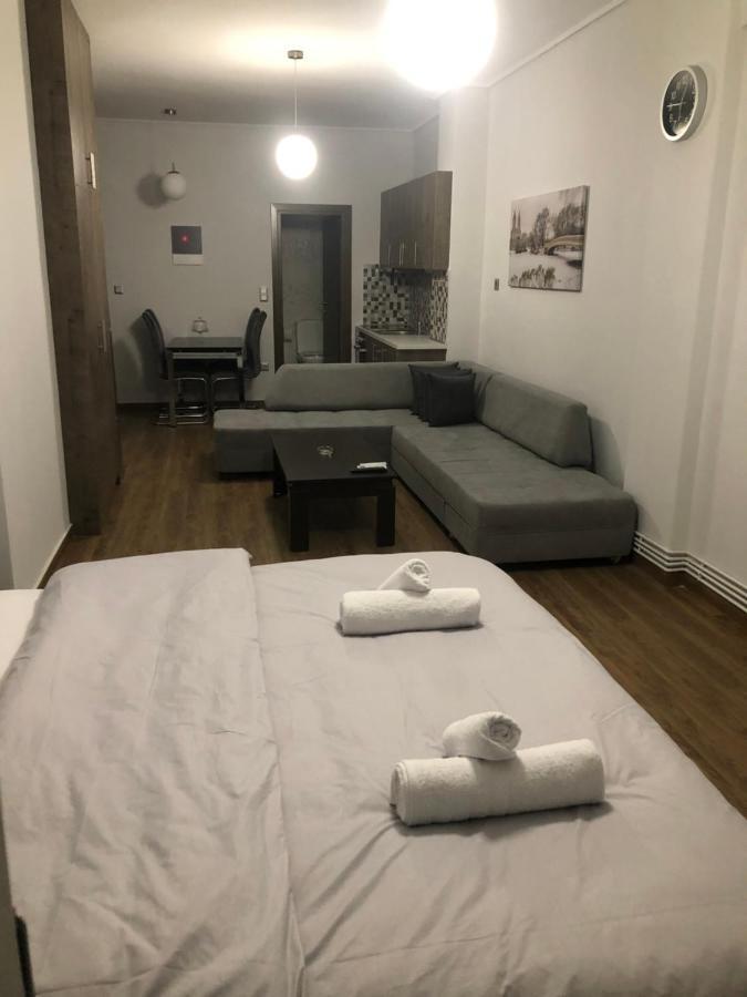 Egnatias 96 Open Appartement Thessaloniki Buitenkant foto